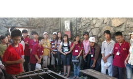 Đi học nước ngoài làm sao giữ chất Việt?