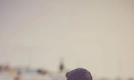 Đàn bà phung phí, đàn ông khờ dại: Người ta tiếc nuối gì trong sex? 