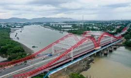 Cầu Cỏ May cách điệu cánh chim hải âu 'tung cánh' tại cửa ngõ Vũng Tàu