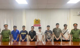 HÌNH SỰ: Cho vay tiền, bắt thế chấp bằng clip và ảnh khỏa thân