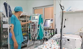 TPHCM: Tiếp nhận điều trị hai trẻ em mắc bệnh dại nguy kịch