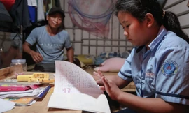 Cuộc sống tạm bợ của những hộ dân có nhà xây 'lụi' bị tháo dỡ ở TPHCM