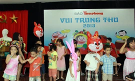 Báo Tiền Phong vui trung thu cùng trẻ em