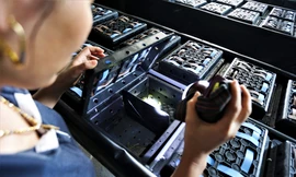 Tận thấy trại nuôi cua biển trong hộp nhựa đầu tiên ở Hà Tĩnh