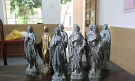 Phá đường dây lừa bán tượng giả cổ 