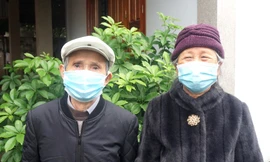 Cụ ông 90 tuổi dành 100 triệu lương hưu ủng hộ phòng chống dịch COVID-19