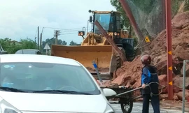 Mưa lớn làm nhiều nơi ở Nghệ An ngập sâu, sạt lở