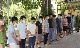 Triệt phá đường dây cá độ bóng đá nghìn tỷ ở Nghệ An