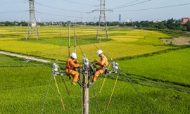 Điện lực Hà Tĩnh chưa ngừng cấp điện như lịch dự kiến