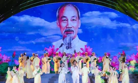 Đặc sắc chương trình 'Nghệ An - Làng Sen quê Bác, Thành phố Hồ Chí Minh - Thành phố tên vàng'