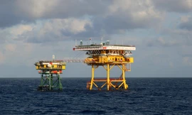 Bộ Tư lệnh Vùng 2 Hải quân gặp mặt đoàn công tác, phóng viên đi thăm, chúc Tết nhà giàn DK1