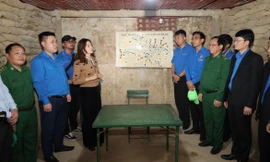 Tuổi trẻ Nghệ An hành hương về địa chỉ đỏ Điện Biên Phủ, Hưng Yên