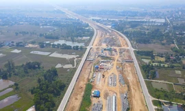 Cận cảnh công trường dự án đại lộ nghìn tỷ nối thành phố Vinh đi Cửa Lò