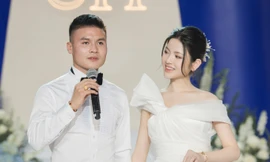 Chu Thanh Huyền nói gì với Quang Hải mà netizen đoán cặp đôi sắp đón con đầu lòng?