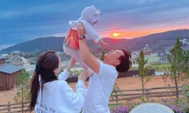 Trường Giang hé lộ ảnh cận mặt con gái, bé Destiny đáng yêu thế nào mà khán giả xuýt xoa?