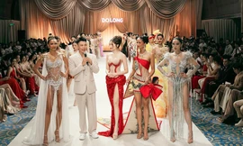 Loạt drama trong các show thời trang Đỗ Long: Làm vedette cũng dính thị phi