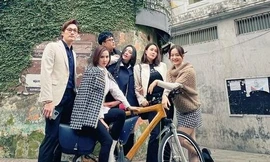 Lý do nào khiến Hồng Diễm - Quỳnh Kool xuất hiện cùng dàn diễn viên "Thương Ngày Nắng Về"?