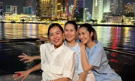 Tăng Thanh Hà ngồi du thuyền xem pháo hoa bên người bạn thân từng khiến cô khóc nức nở