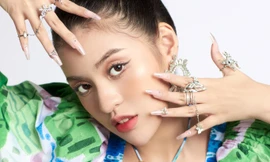 "Hotgirl trứng rán" Trần Thanh Tâm làm gì mà bị mang tiếng bắt chước Hoa hậu Thùy Tiên?