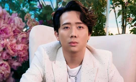 Liên tục làm điều này với Hoa hậu Thùy Tiên rồi Á hậu Hoàng Oanh, Trấn Thành bị chê kém duyên