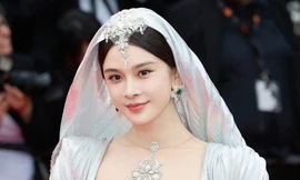 Sao nữ chiêu trò nhất C-Biz lúc này: 1001 kịch bản nhằm gây chú ý ở LHP Cannes