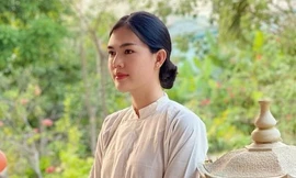 Cùng tên Ngọc Trinh nhưng cô gái này còn gây sốc hơn cả 'nữ hoàng nội y'