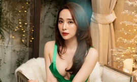 'Bỏng mắt' trước bộ ảnh Giáng sinh khoe ngực đầy nóng bỏng của “Cá sấu chúa” Quỳnh Nga