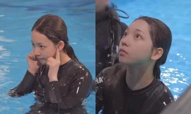 Vừa mới khoe mặt mộc, Karina (aespa) đã gây sốt vì tưởng không xinh mà xinh không tưởng