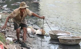 Kiếm đồng tiền sạch từ nơi bẩn nhất Sài thành