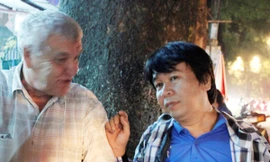 Nhà văn Skrabov và tác giả Phan Việt Hùng