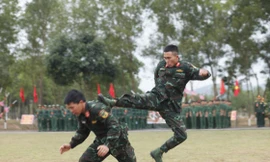 Tuổi trẻ Trung đoàn BB 101 huấn luyện giỏi, sẵn sàng chiến đấu cao, xung kích lập công, tô hồng truyền thống. Ảnh: Nguyễn Thắng