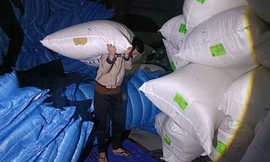 Các đối tượng thực nghiệm tại hiện trường vụ án.