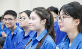 Học sinh Bắc Ninh học pháp luật qua phiên tòa thực tế