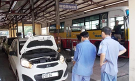 Hơn 21.000 ô tô bị chặn đăng kiểm trong 9 tháng đầu năm. Ảnh: T.Đảng