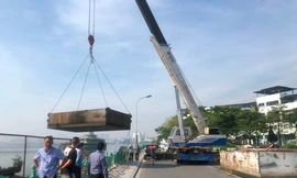 Thuyền nổi, nhà nổi mất mỹ quan đô thị được di chuyển ra khỏi Hồ Tây 