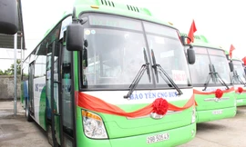  3 tuyến buýt nhiên liệu sạch đầu tiên Hà Nội xuống đường