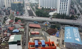 Cận cảnh một số công trình giao thông ở Hà Nội vẫn nghỉ Tết 