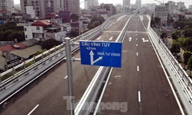 Đường Vành đai 2 trên cao được thông xe vào sáng thứ 2 (9/11) tuần sau. 