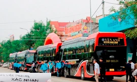 Vụ xe trá hình diễu phố tại Thanh Hóa: Bao che cho vi phạm?