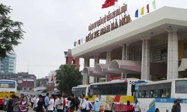 Sở GTVT Hà Nội đang nghiên cứu xây dựng phương án mở cửa bến xe sau 0 giờ. Ảnh: T.Đảng