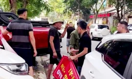 Côn đồ bãi xe lộng hành, xô xát với dân tại khu vực đông dân nhất Hà Nội 