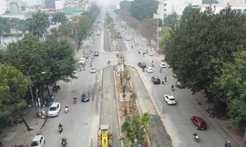 Công trường mở rộng đường Hoàng Quốc Việt yêu cầu xong trước 30/4