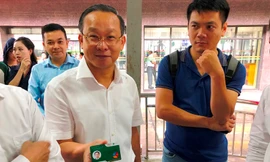 Từ sáng nay, hành khách đi BRT được sử dụng vé điện tử