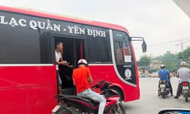 5 lực lượng + camera phạt nguội, lòng đường vẫn như bến xe lậu