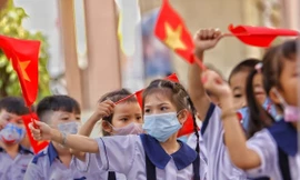 Trường học ở Hà Nội được phép thu những khoản nào đầu năm học?