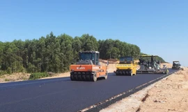 Cao tốc Vạn Ninh - Cam Lộ đặt mục tiêu 'cán đích' trước 6 tháng