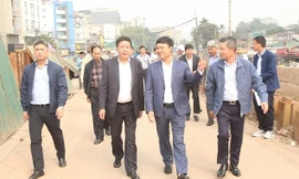 Lãnh đạo Hà Nội kiểm tra, 'thúc' tiến độ dự án giao thông trọng điểm