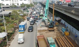 Sau ùn tắc như 'nêm', đường Nguyễn Xiển bỗng thông thoáng lạ thường