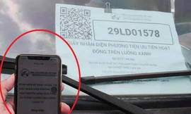 Hệ thống quét mã luồng xanh ở Thủ đô tê liệt, Thanh tra - CSGT tỏ ra... bối rối