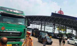 Sở GTVT Hà Nội yêu cầu không sử dụng lái xe chưa xét nghiệm COVID-19. Ảnh: T.Đảng